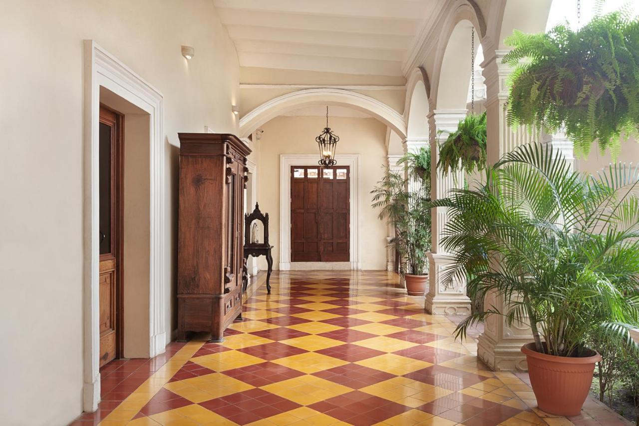 Hotel La Perla Leon Exterior photo