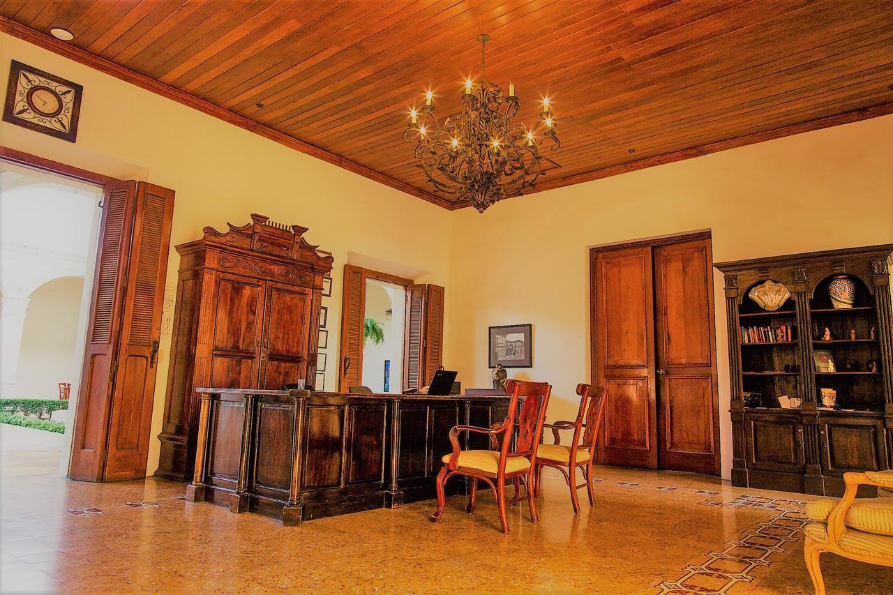 Hotel La Perla Leon Exterior photo