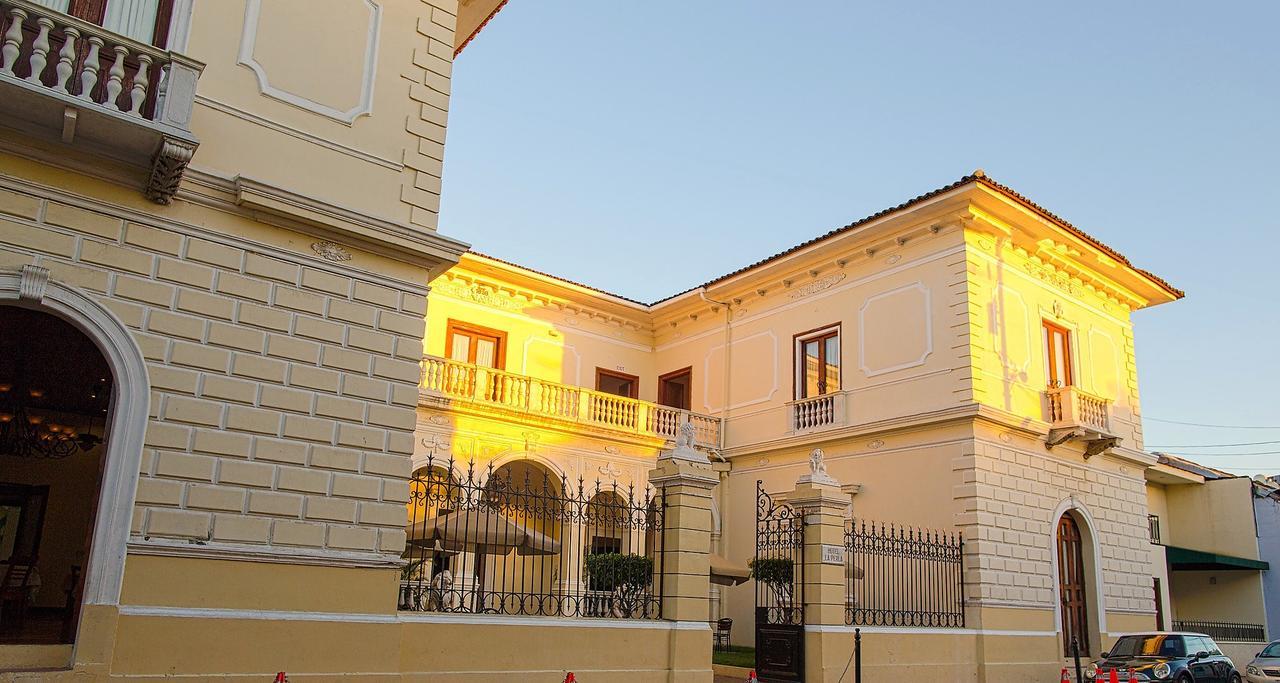 Hotel La Perla Leon Exterior photo